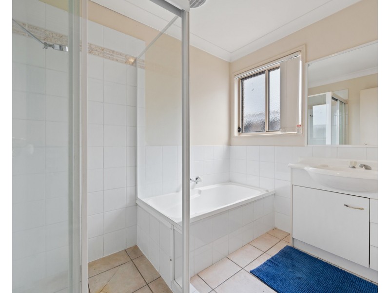 57 Marble Arch Place, Arundel QLD 4214