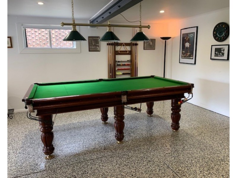 6 Eileen Avenue, Southport QLD 4215