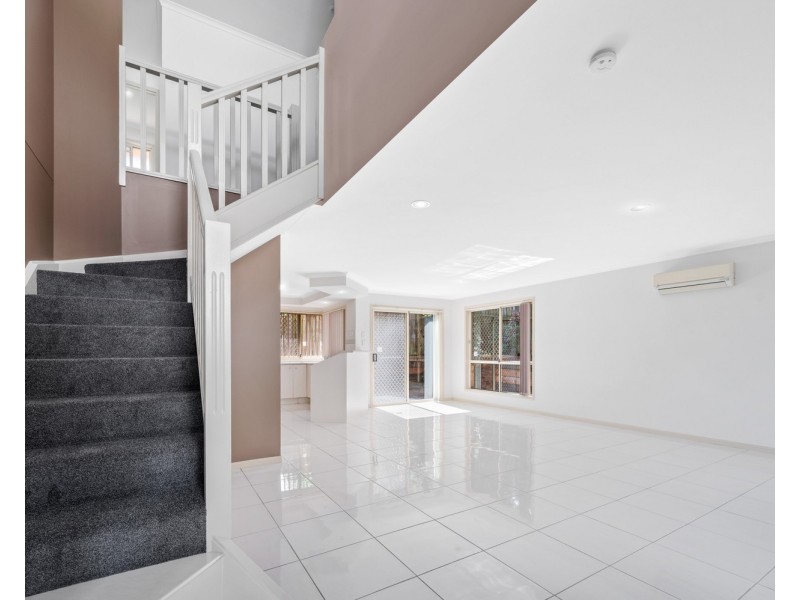 4/55 Eugaree Street, Southport QLD 4215