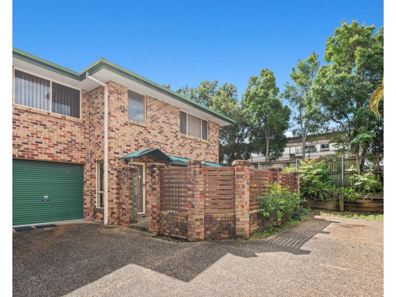 4/55 Eugaree Street, Southport QLD 4215