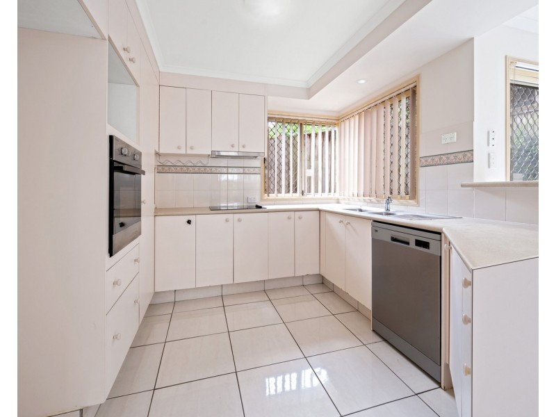 4/55 Eugaree Street, Southport QLD 4215