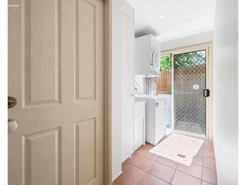 4/55 Eugaree Street, Southport QLD 4215