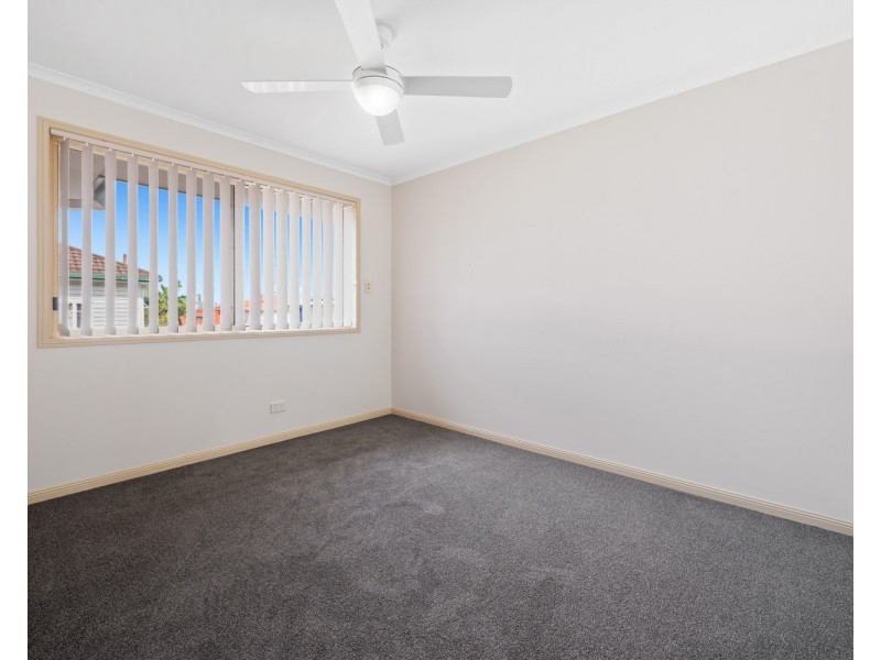 4/55 Eugaree Street, Southport QLD 4215