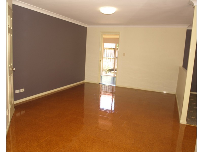 8 Greg Norman Crescent, Parkwood QLD 4214