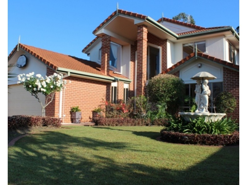 8 Greg Norman Crescent, Parkwood QLD 4214