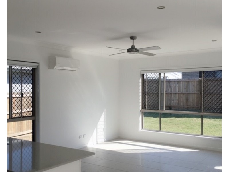 30 Arundel Springs Avenue, Arundel QLD 4214