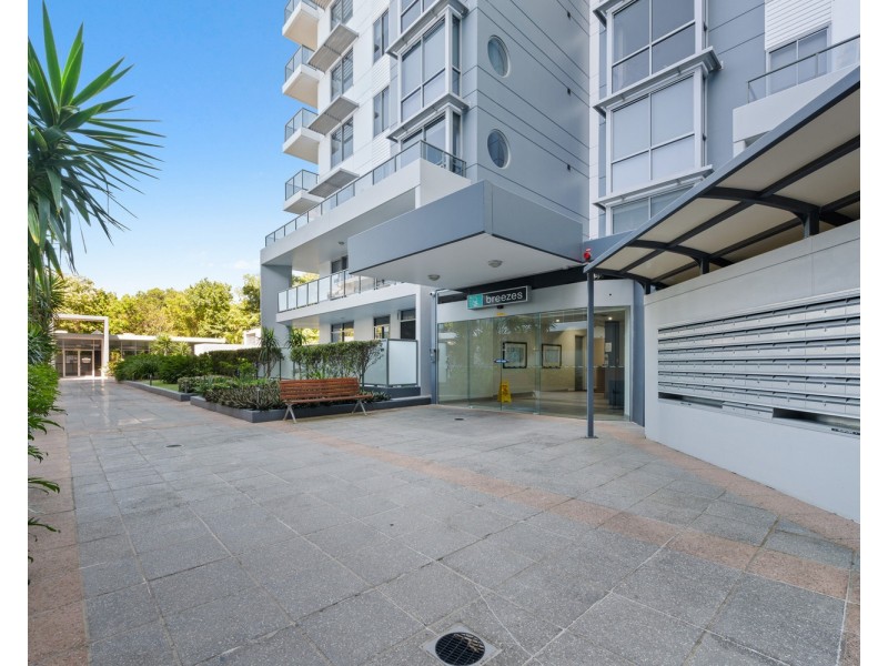 1114/3 Como Crescent, Southport QLD 4215
