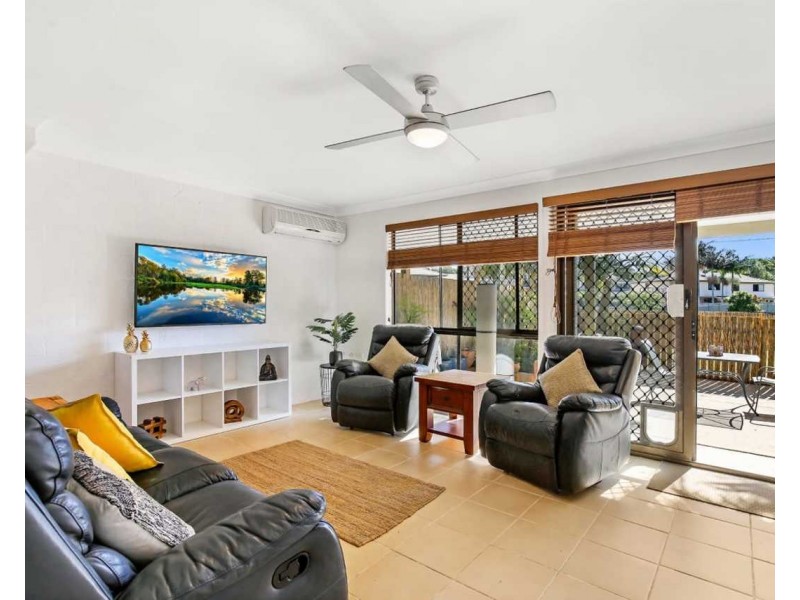 12/111 Little Usher Avenue, Labrador QLD 4215
