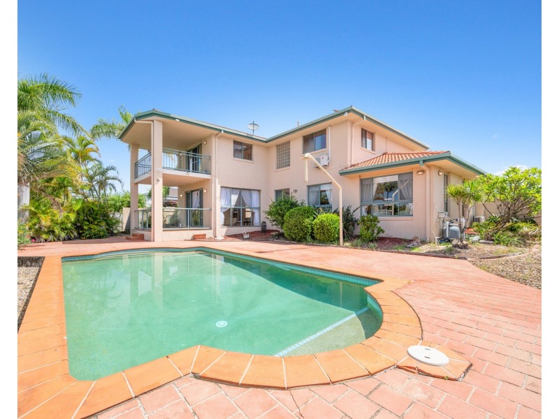 12 Arun Drive, Arundel QLD 4214