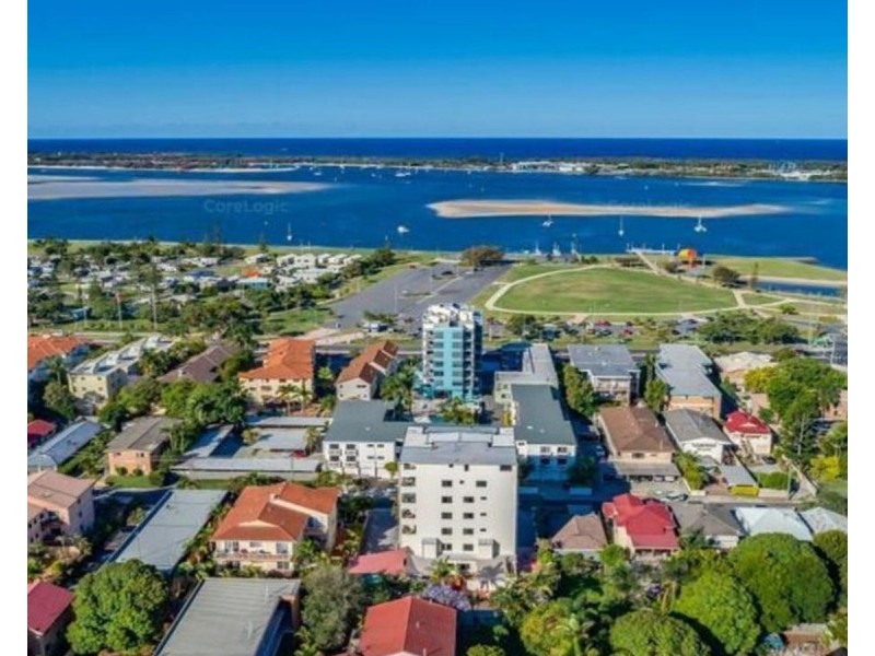 1/14 Little Norman Street, Southport QLD 4215