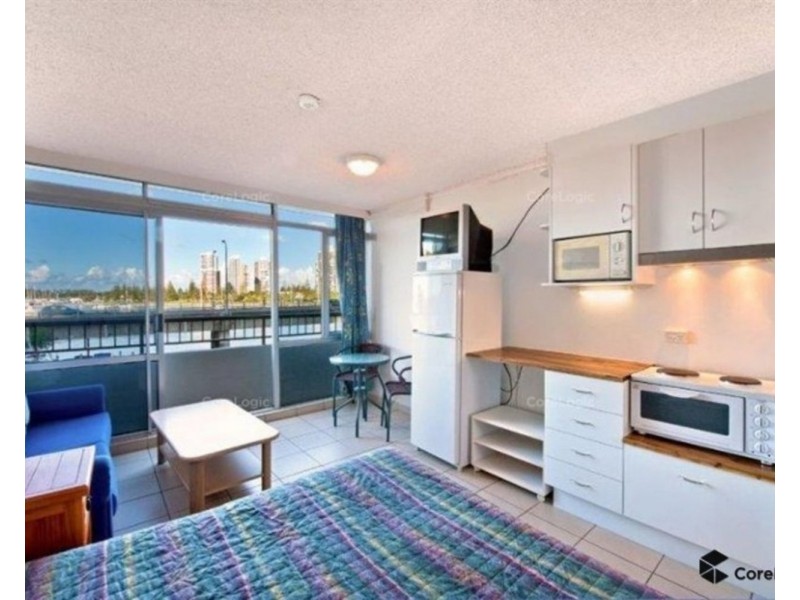210/2 Barney Street, Southport QLD 4215