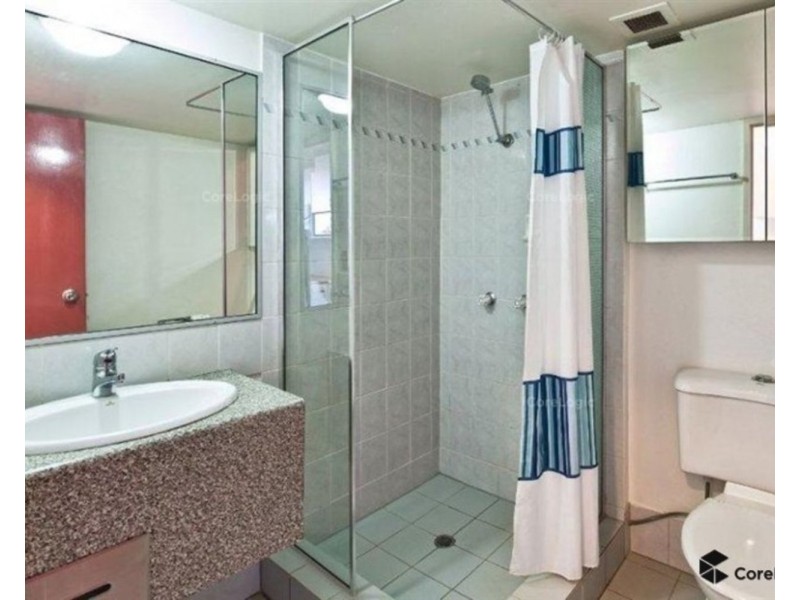210/2 Barney Street, Southport QLD 4215