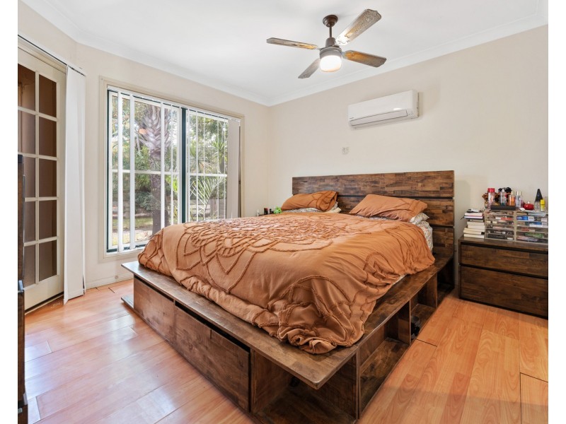 2 James Cagney Close, Parkwood QLD 4214