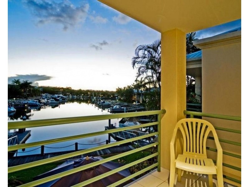 1a/3 Lee Road, Runaway Bay QLD 4216