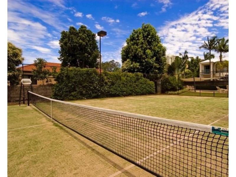 1a/3 Lee Road, Runaway Bay QLD 4216