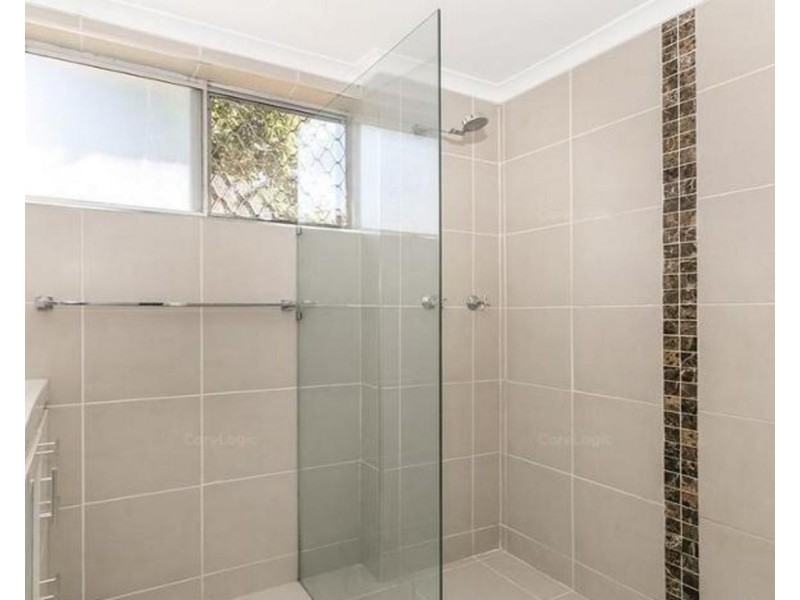 2/12 Royal Palm Court, Southport QLD 4215