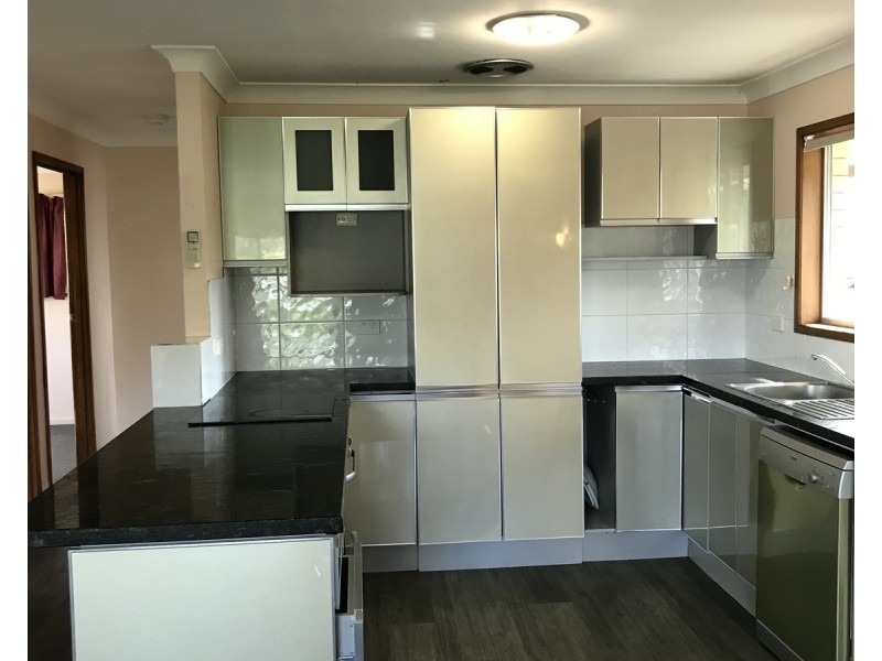 2/12 Royal Palm Court, Southport QLD 4215