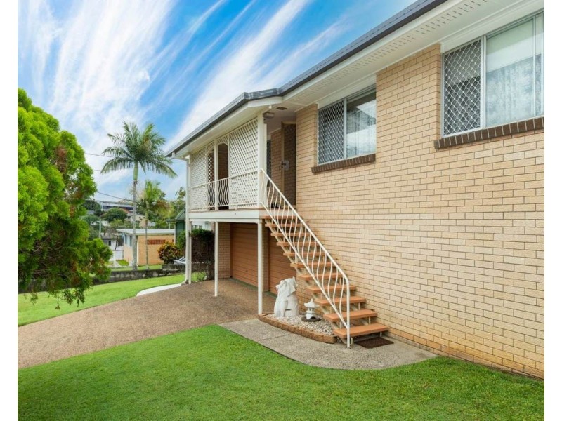 15 Elaine Street, Southport QLD 4215