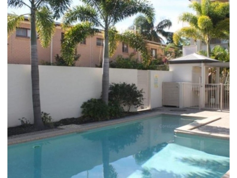 11/13D Wyndham Avenue, Southport QLD 4215