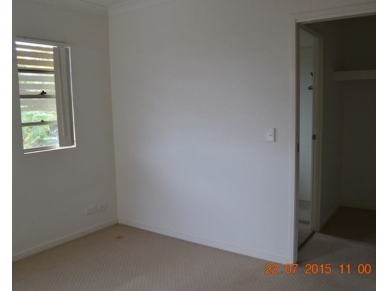 11/13D Wyndham Avenue, Southport QLD 4215