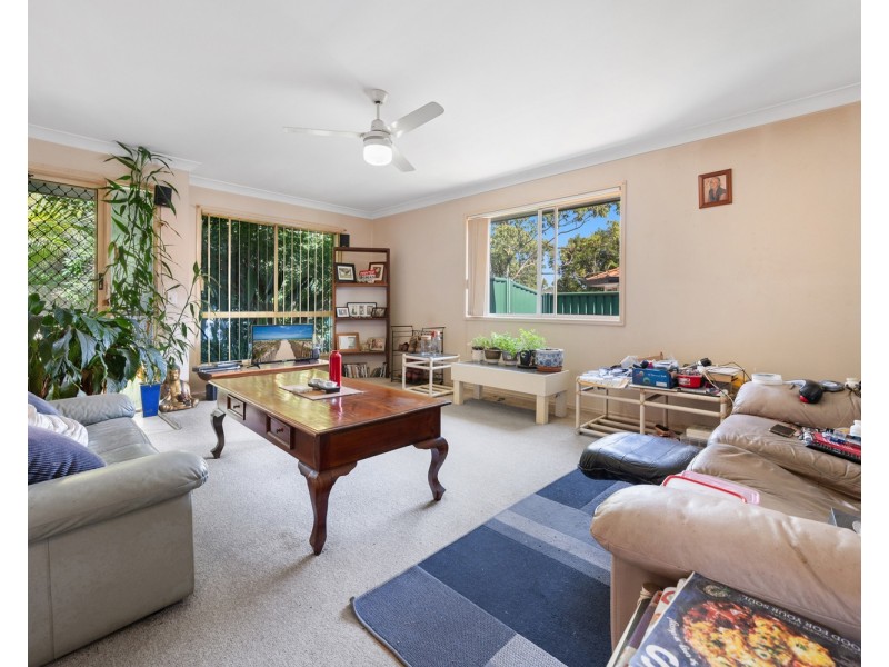177 Greenacre Drive, Arundel QLD 4214