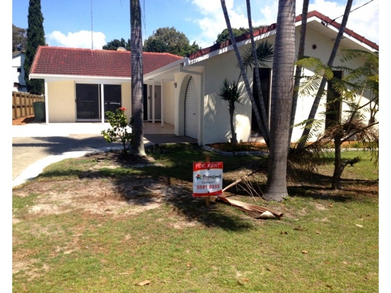 16 York Street, Southport QLD 4215