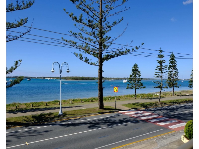 3/526 Marine Parade, Biggera Waters QLD 4216