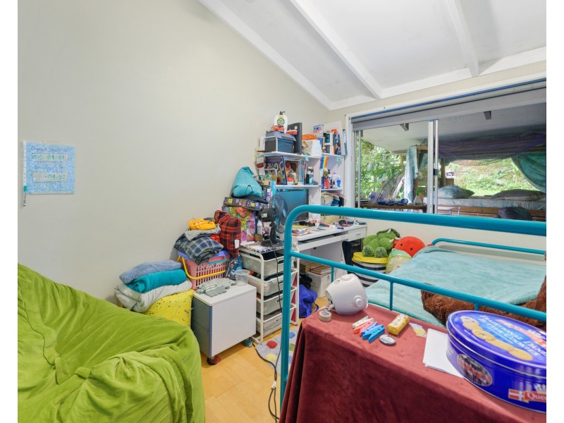 49 Lowanna Avenue, Ashmore QLD 4214