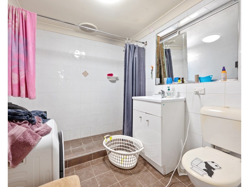 49 Lowanna Avenue, Ashmore QLD 4214