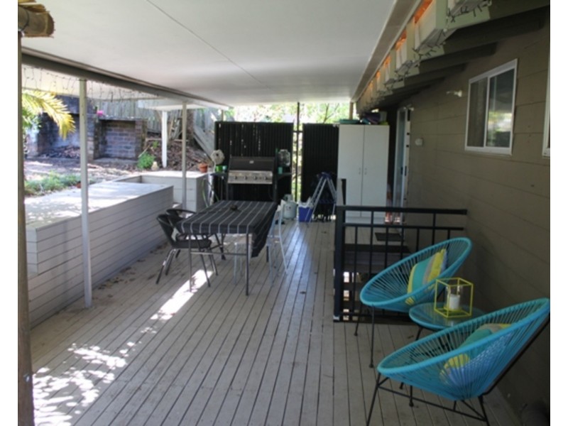 49 Lowanna Avenue, Ashmore QLD 4214