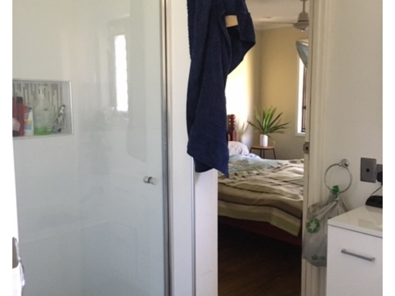 2/15 Callistemon Court, Arundel QLD 4214