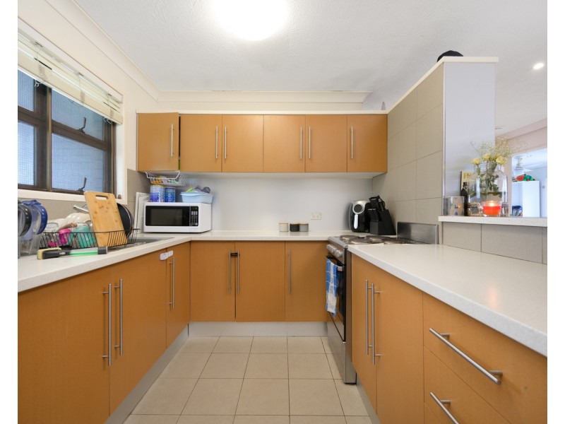 6/5 Andrews Street, Southport QLD 4215