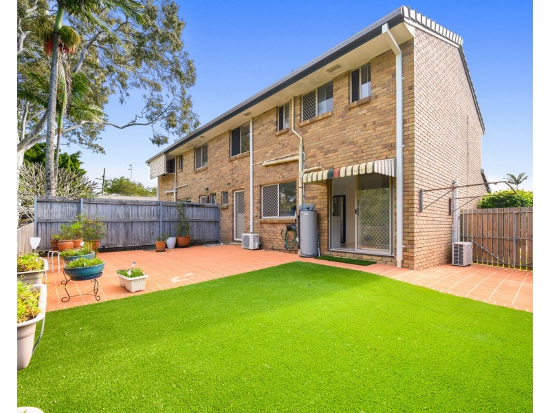 13/8 West King Street, Southport QLD 4215