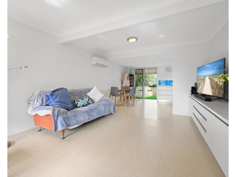 13/8 West King Street, Southport QLD 4215