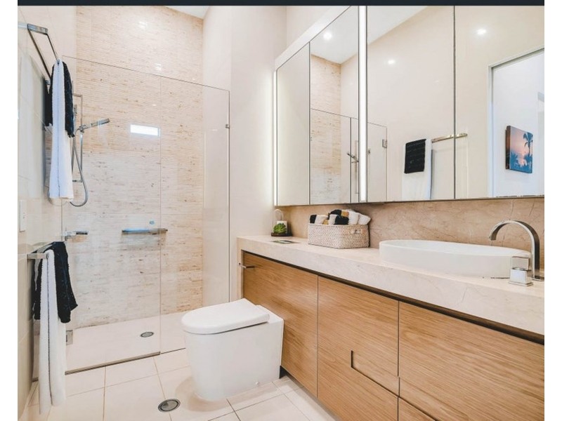 6104/6 Marina Promenade, Paradise Point QLD 4216