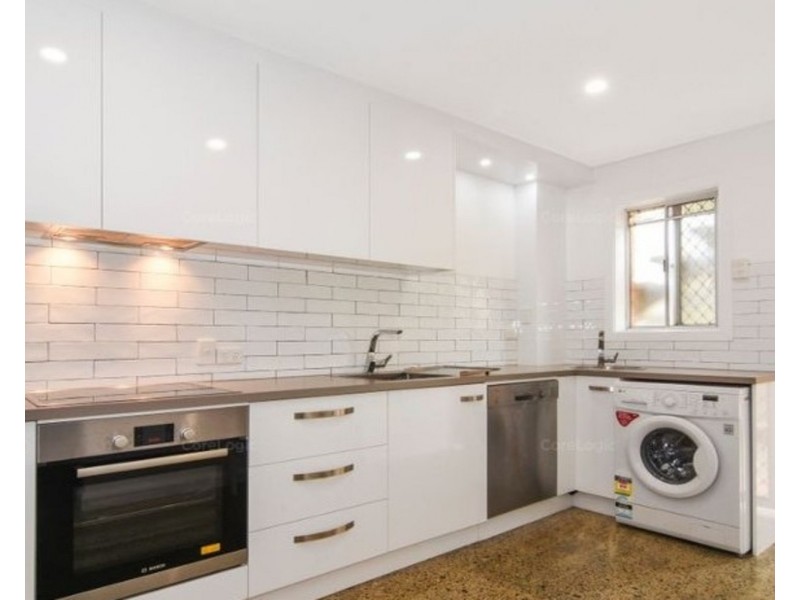 1/17 Woodroffe Avenue, Main Beach QLD 4217