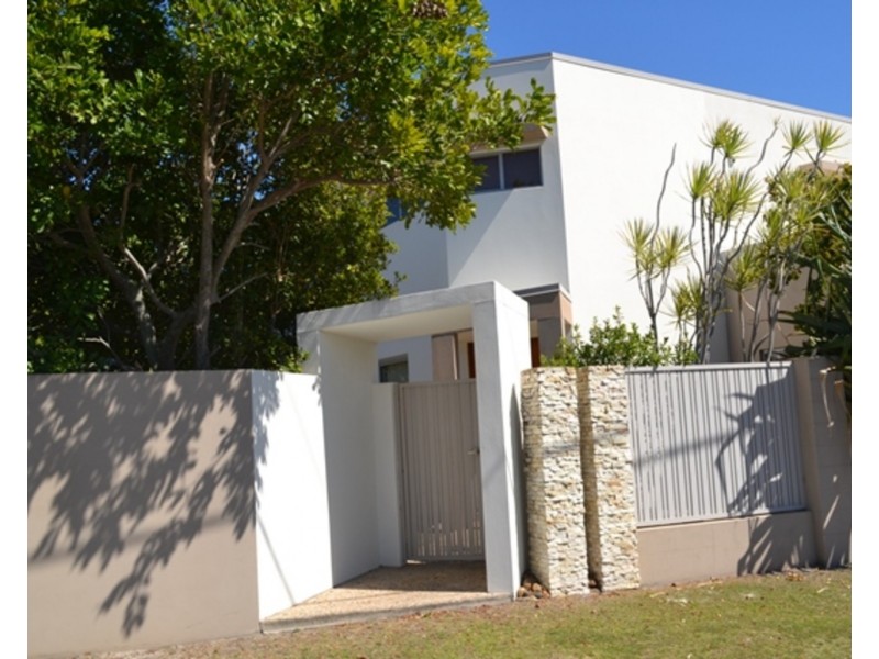 1B Bradbrook Street, Southport QLD 4215