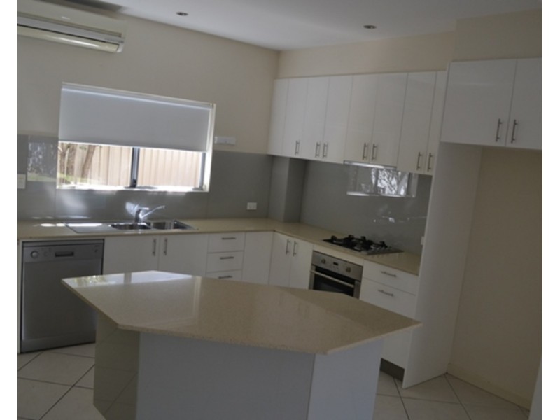 1B Bradbrook Street, Southport QLD 4215