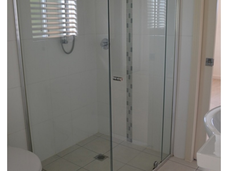 1B Bradbrook Street, Southport QLD 4215