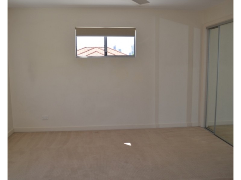 1B Bradbrook Street, Southport QLD 4215