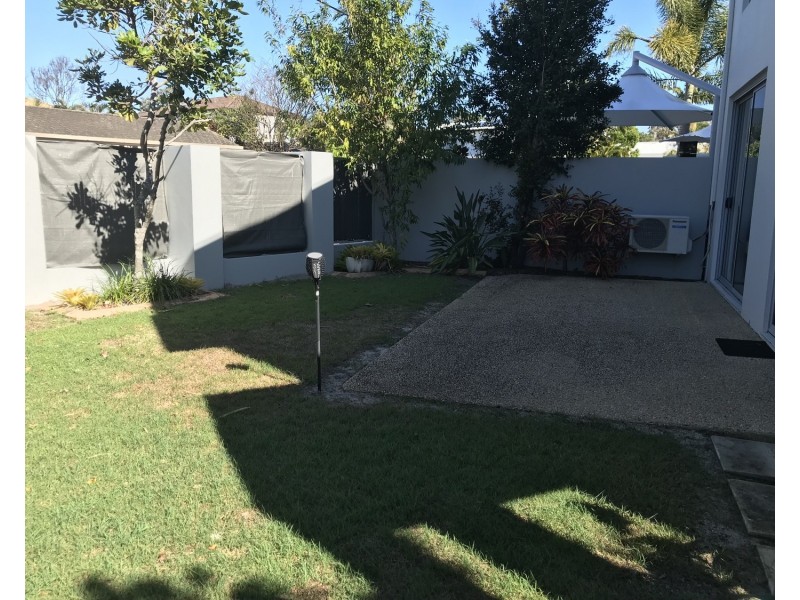 1B Bradbrook Street, Southport QLD 4215