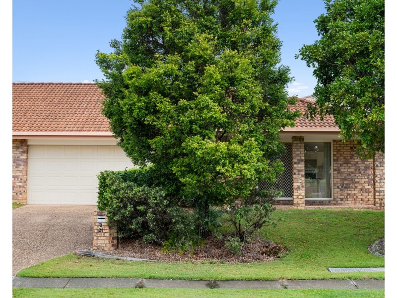 2/24 McMillan Street, Labrador QLD 4215