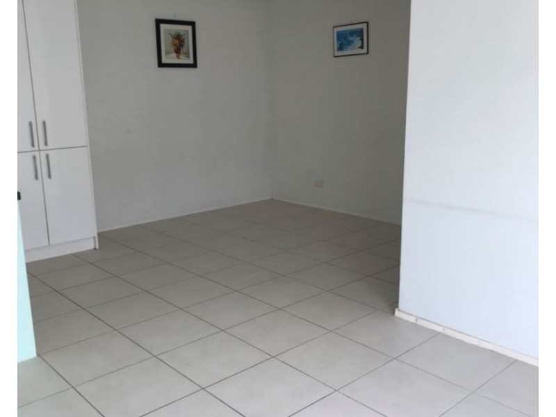 1/59 Botanical Drive, Labrador QLD 4215