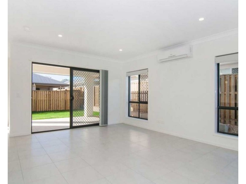 28 Moorinya Circuit, Pimpama QLD 4209