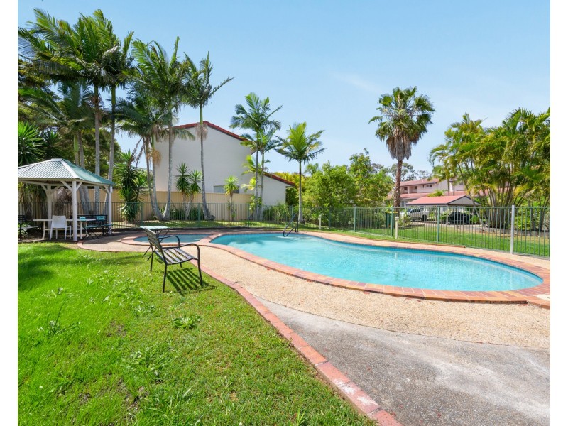 3/13 Brown Street, Labrador QLD 4215