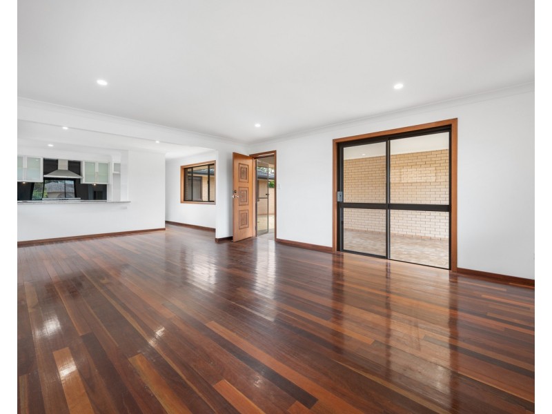 10 Bixa Street, Southport QLD 4215