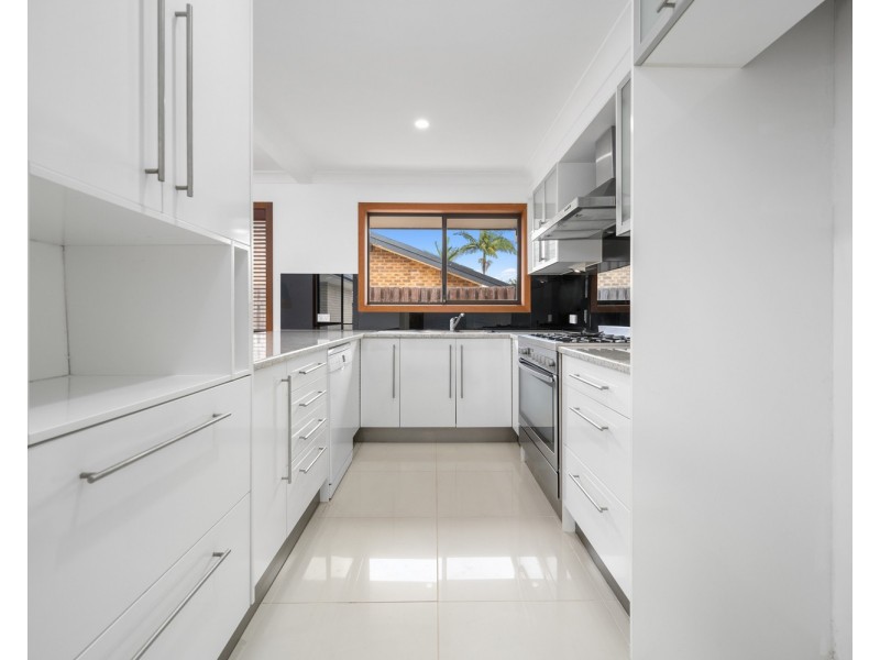 10 Bixa Street, Southport QLD 4215