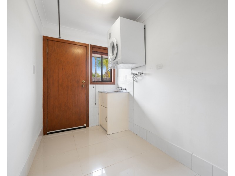 10 Bixa Street, Southport QLD 4215