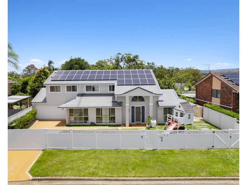 9 Murrumba Drive, Ashmore QLD 4214