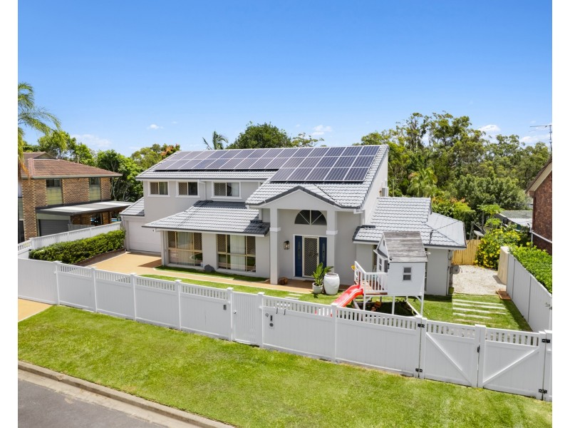 9 Murrumba Drive, Ashmore QLD 4214